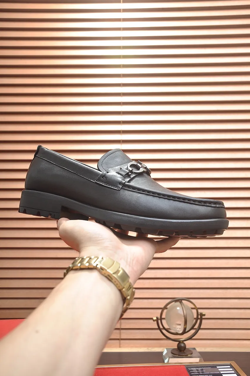 Men's shoes 💰560💶[Ferragamo/Ferragamu] (high-end Niuli) New 🍀 Ferragamo* - top version Ferragamo's classic formal leather shoes! Made of imported original cowhide, the inner top layer is comfortable cowhide lining! Original wear-resistant rubber outsole! High quality products! Code number 38-45 (45 customized)